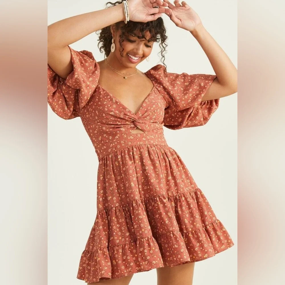 Altar’d State Danielyn Floral Dress - Picture 1 of 4
